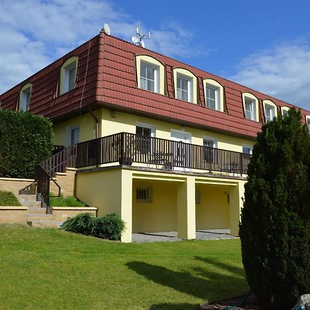 Penzion Kamejk Kamyk nad Vltavou Экстерьер фото