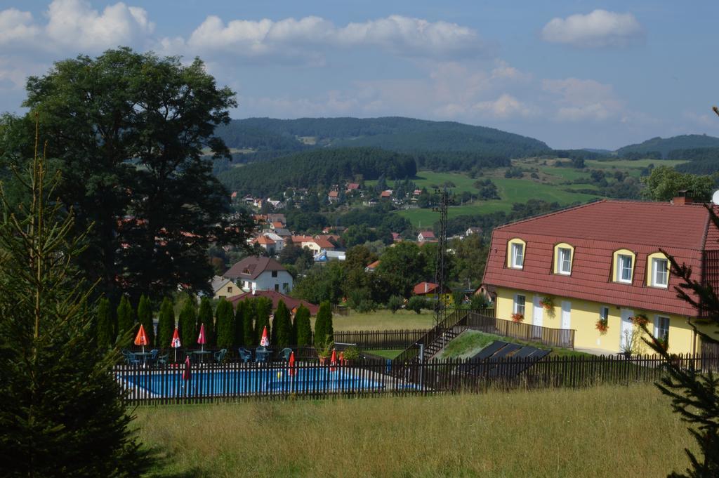 Penzion Kamejk Kamyk nad Vltavou Экстерьер фото